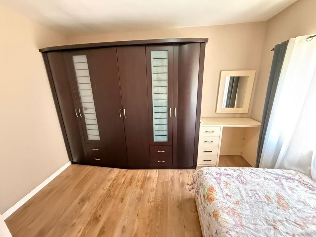 SHITET APARTAMENT 2+1+2 TUALETE PRANE QENDRRES TEK MUZEUMI DURRES