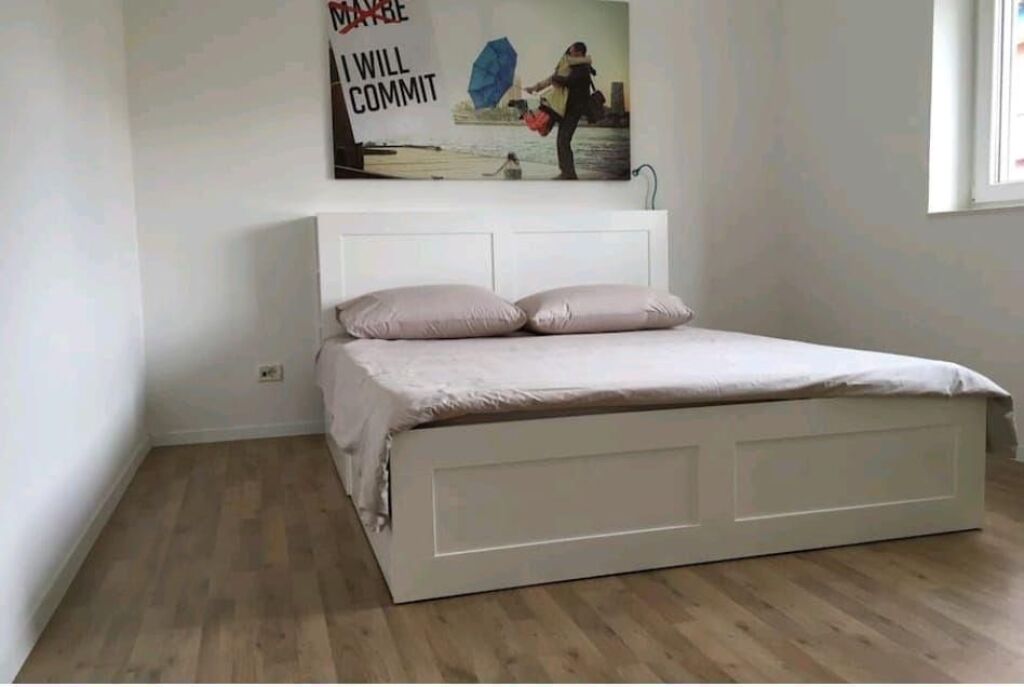 For rent 1+1 Rrugaica Sales