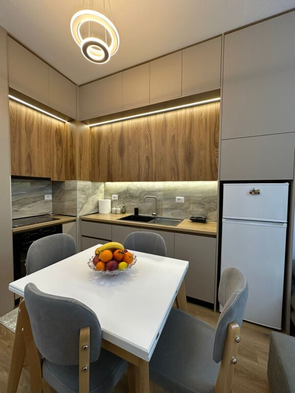 Apartament modern 1+1 qera , Kadiu, Ali Dem