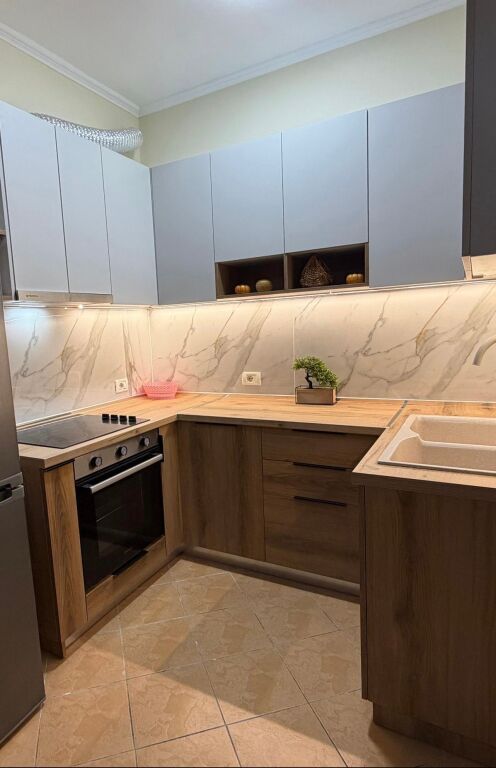 Apartament me qera 1+1 Medrese