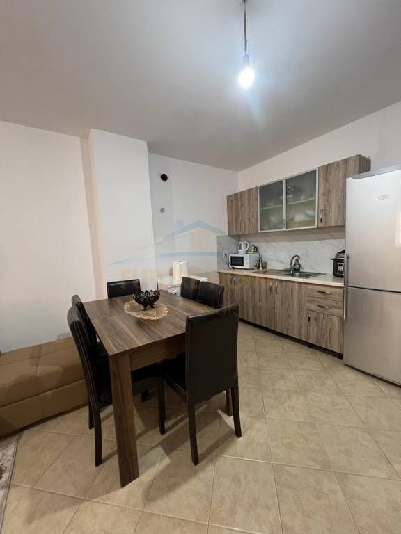 Shitet Apartament 1+1, Unaza e Re