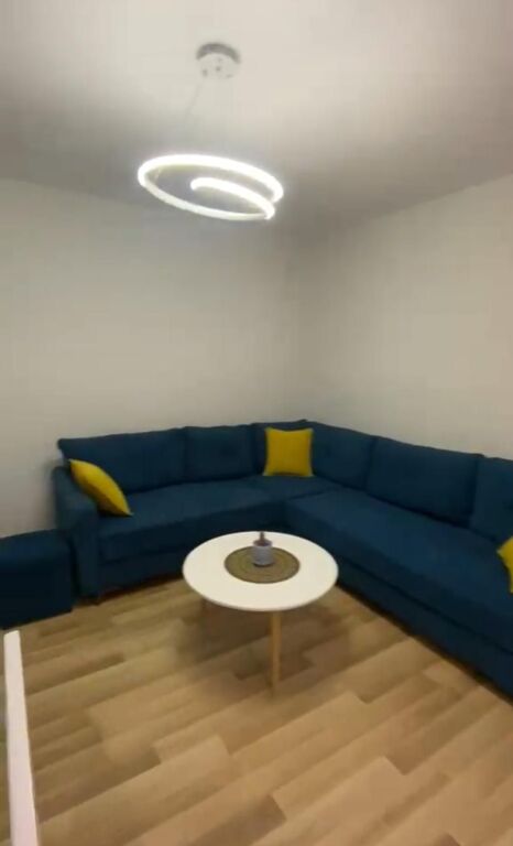 Affitto | Apartament 1 + 1 | Qender – Rruga Fortuzi | 550 €/mese