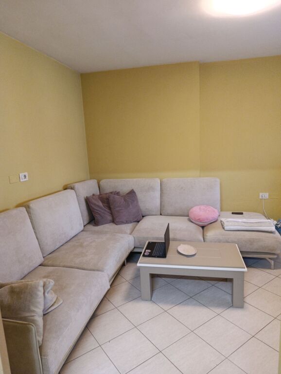 Sale | Apartament 2 + 1 | Rruga Ferit Xhajko | 129000 €