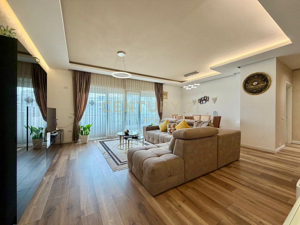 Apartment 2+1+2+Parking Space for sale