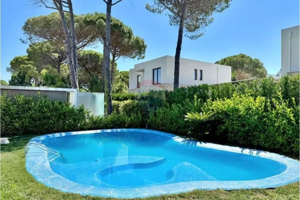 Villa con piscina a San Pietro Residence
