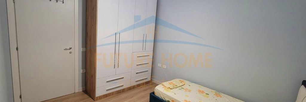 Affitto, Appartamento 2+1+2, Via 5 Maji, Tirana.