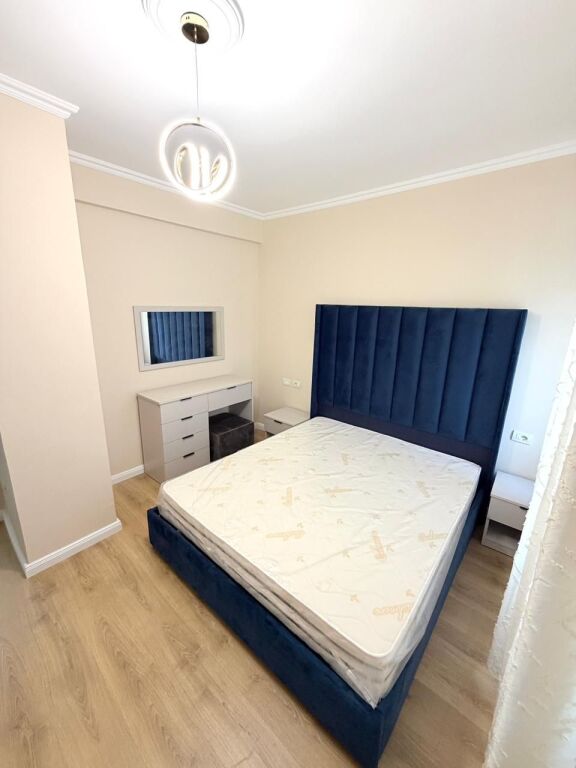 Shitet apartament 1+1 tek ish-Rajoni i Policisë, Durrës