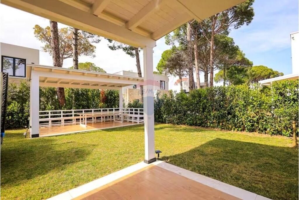 Villa con piscina a San Pietro Residence