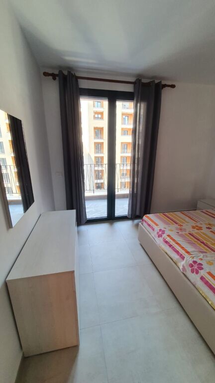 🏢Rruga Kongresi i Manastirit,Kompleksi Zirkon jepet me qera apartament 1+1,i mobiluar 500Euro   
