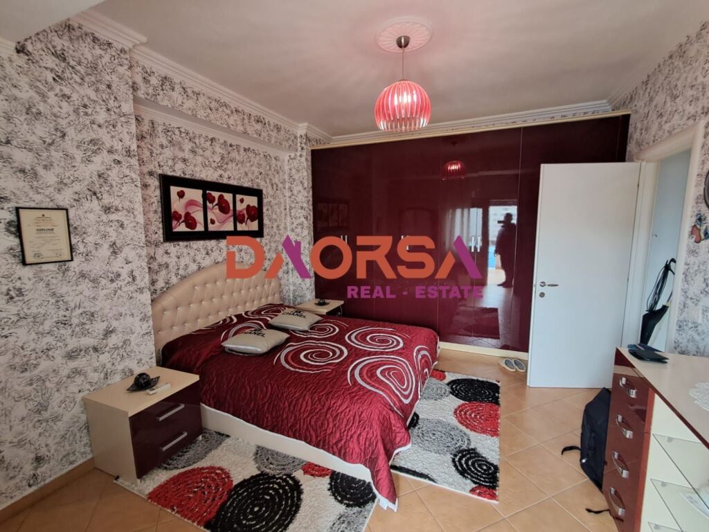 Shitet Apartament 1+1 në Plazh, Durrës