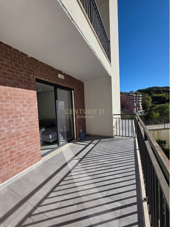 Apartment 1+1 for sale at Kodra e Diellit