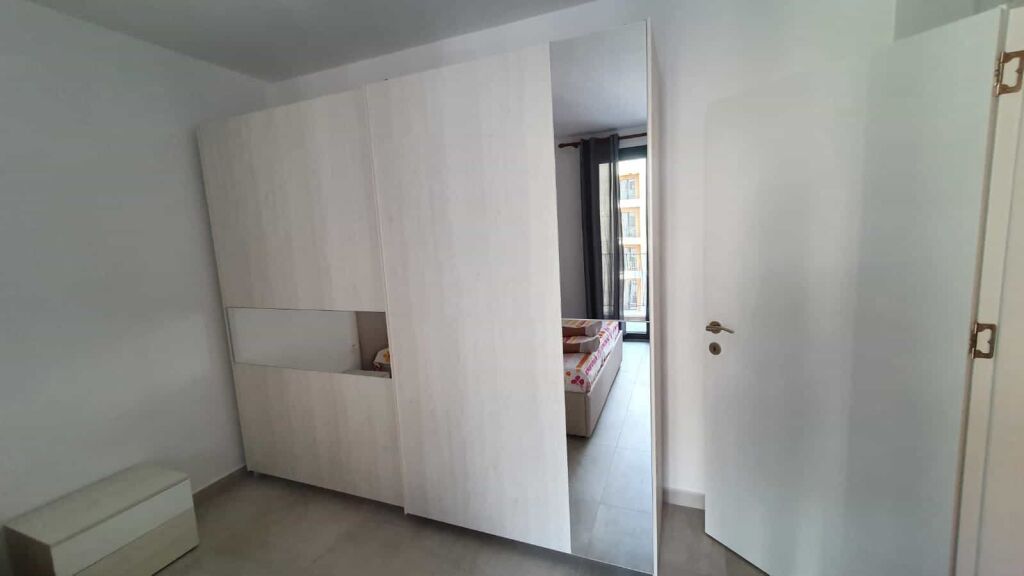 Appartamento In Affitto 1+1 Al Complesso Zircon (ID B2101700) Tirana