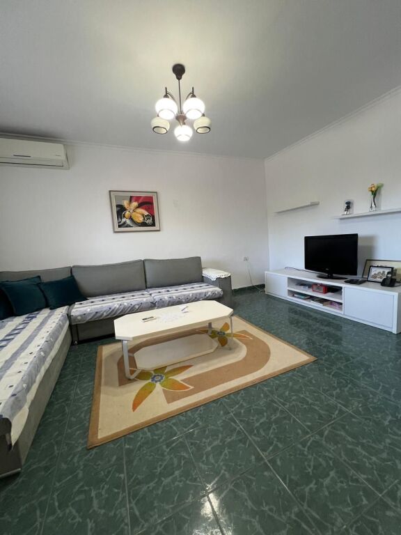 Vendiamo appartamento 1+1+Bllk  📍Laprakë, ospedale Trauma