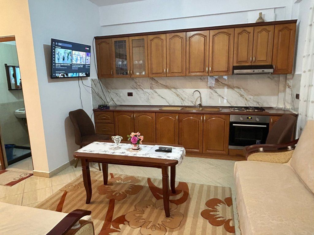 The 1st floor in a private house in Kombinat is offered!

