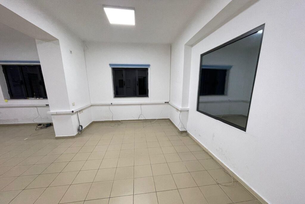 Affitto | Ambjent Biznesi | Pazari i Ri | 750 €/mese