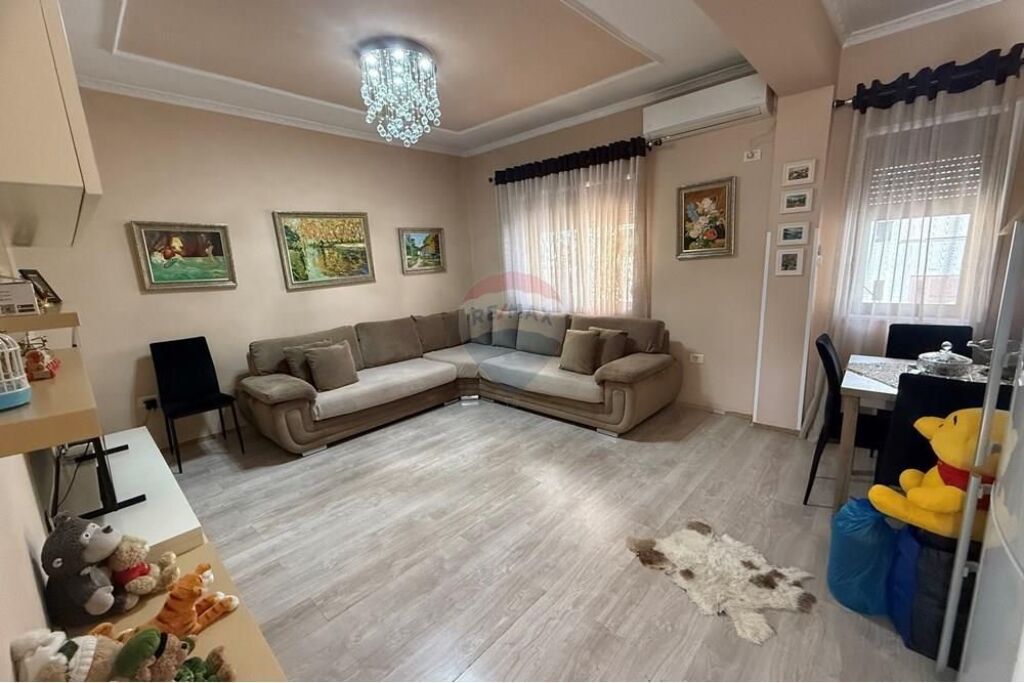 Appartamento 1+1 in affitto a Myslym Shyri 550!