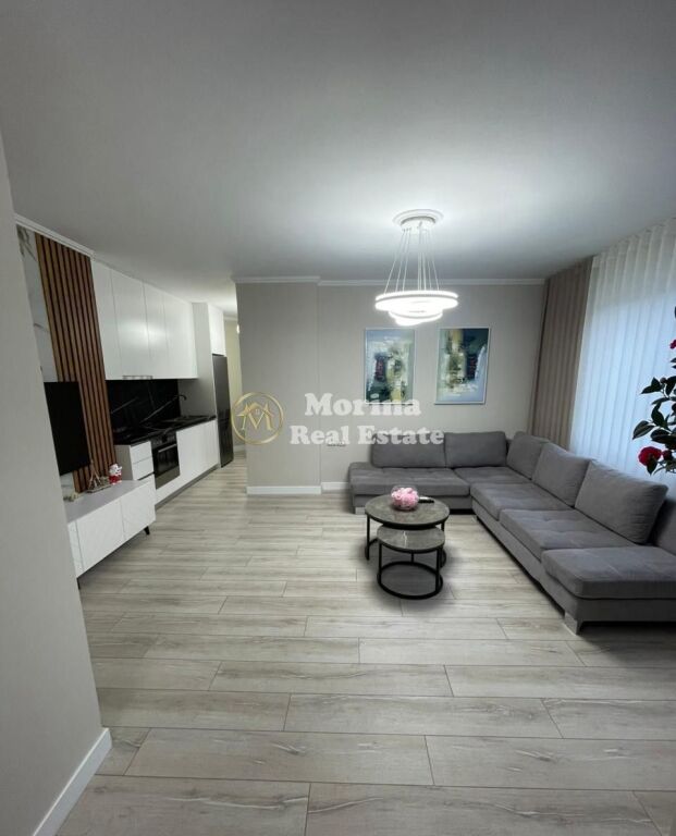 Affitto | Apartament 1 + 1 | Rruga e Kosovareve | 800 €/mese
