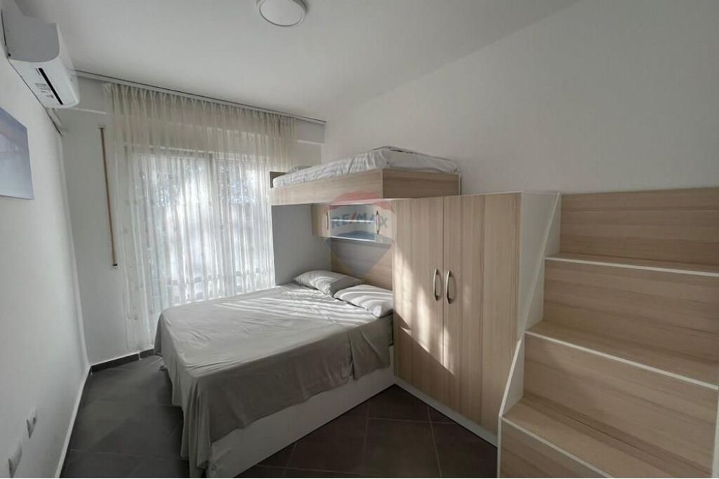 Apartament - Për Shitje - Gjiri i Lalzit, Durrës