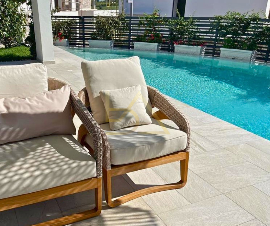 Villa Individuale in Vendita – Lago di Farka