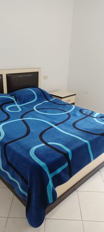 Jepet Me Qera Apartament 2+1+2 Tualete +1 Ballkon