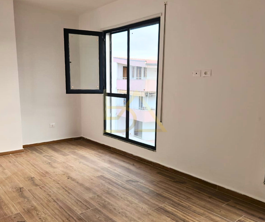 Appartamento in Vendita – Golem, Kavajë