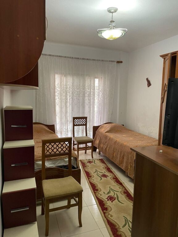🏢Prane zones se Don Boskos,jepet me qera apartament 2+1,i mobiluar 40,000Leke