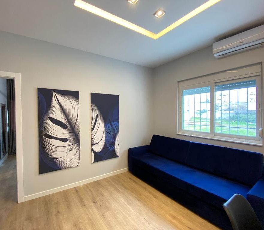 🏡✨ Jepet me qera apartament 1+1 tek 21 Dhjetori,