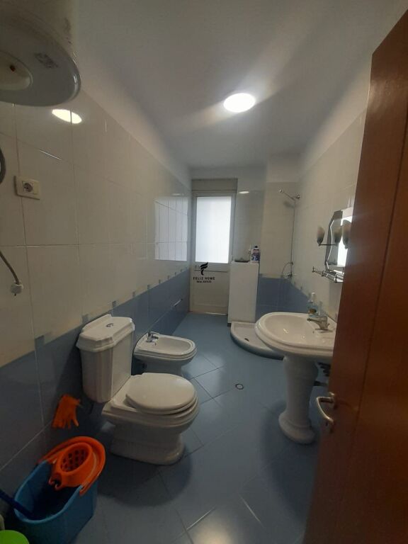 UFFICIO IN AFFITTO 80 M2 VIA KAVAJES 70.000 LEKE FH-73008