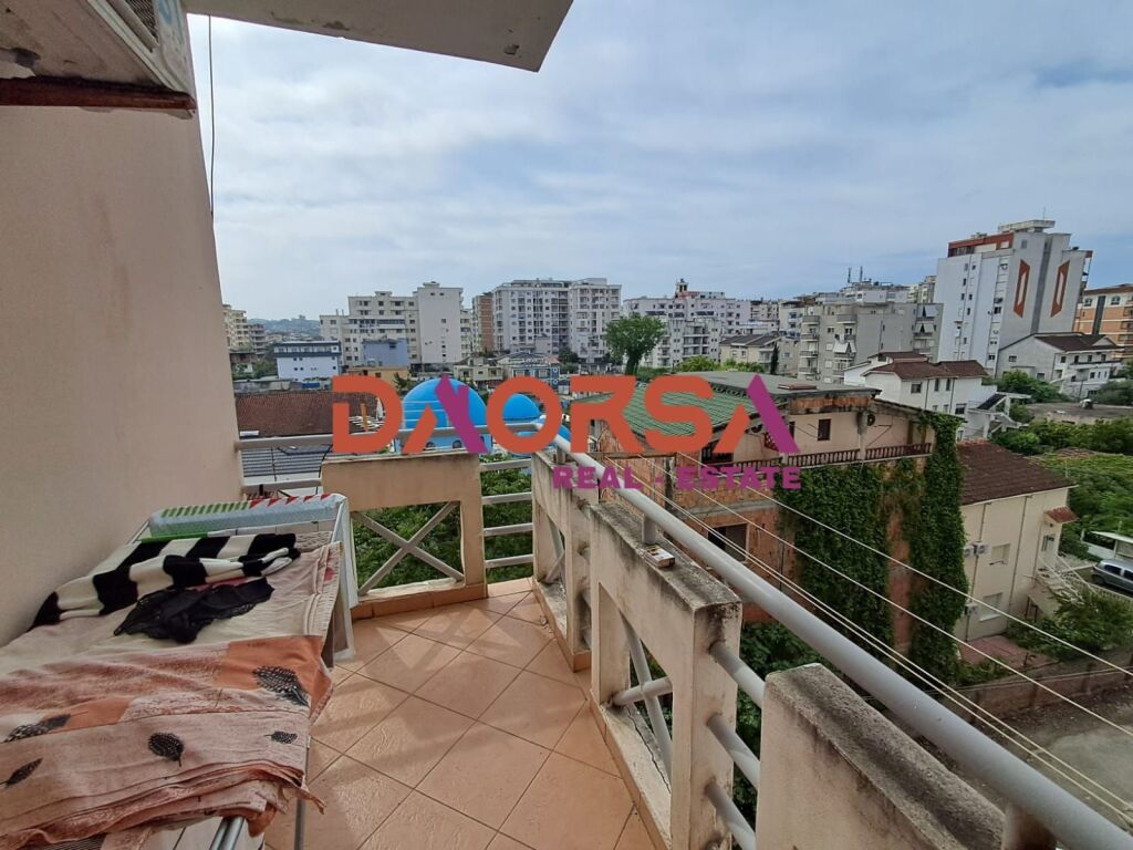 Shitet Apartament 1+1 në Plazh, Durrës