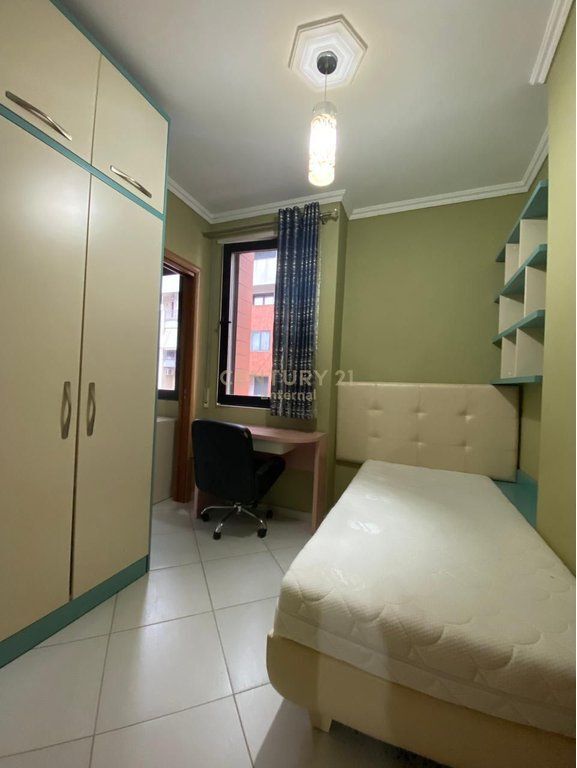 Appartamento 2+1 in vendita ad Astir 170.000 €