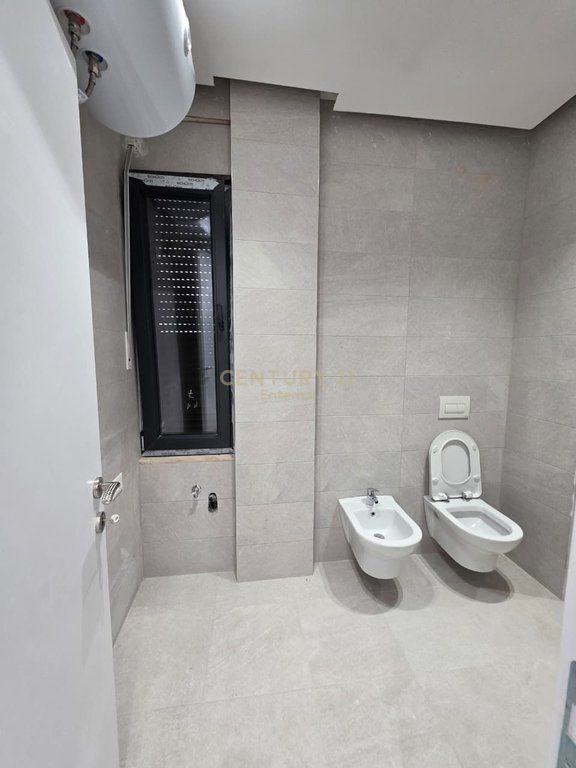 Apartment 1+1 for sale at Kodra e Diellit