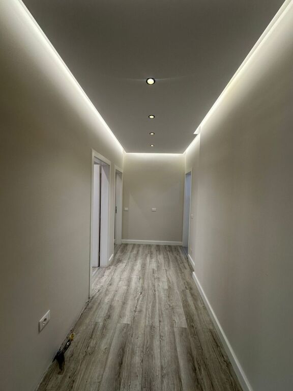 *ULET CMIMI* APARTAMENT 3+1 PER SHITJE NE ASTIR