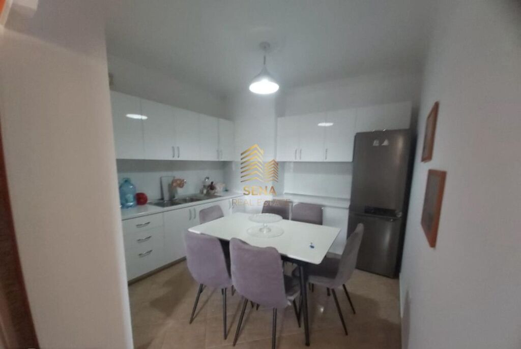 Rent, Apartment 2+1+balcony, Grandi Complex, Ali Demi, 55,000 Lek/Month