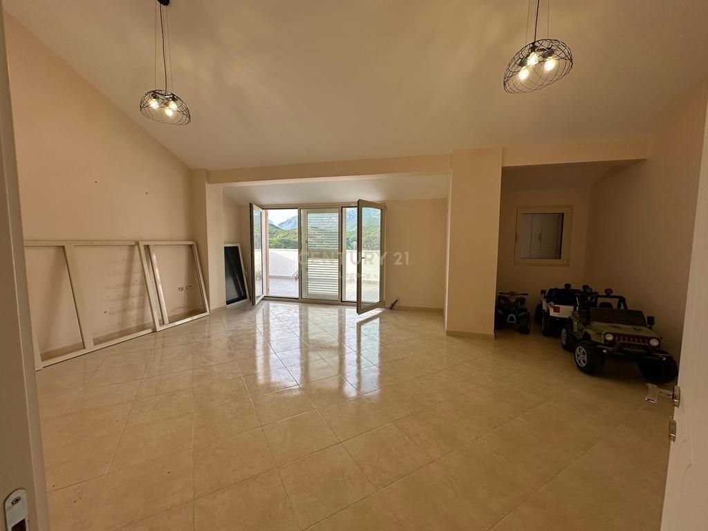 SHITET APARTAMENT 2+1 NE FRESK