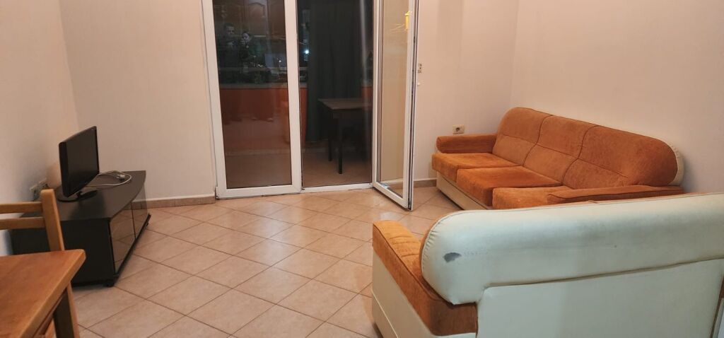 Apartament 1+1 për Qira tek Rruga Jordan Misja
