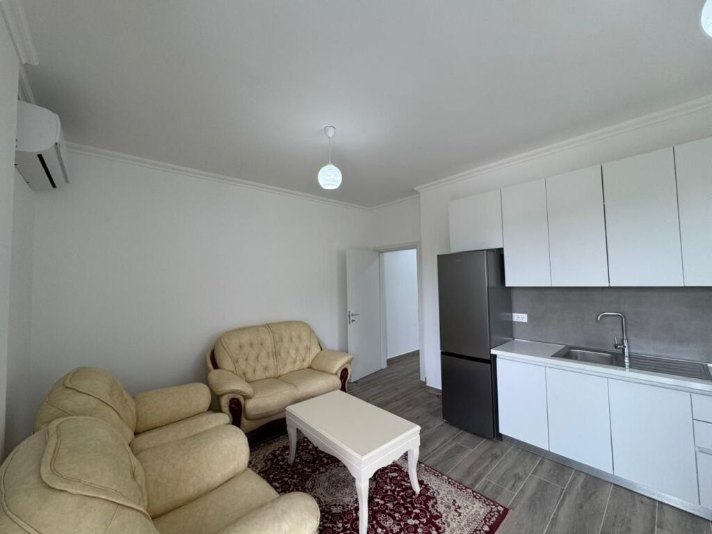 Apartament 2+1 me qira – Kombinat !