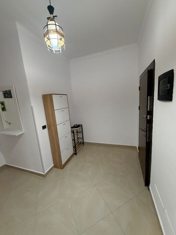 APARTAMENT ME QIRA 2+1 PRANE KODRES DIELLIT