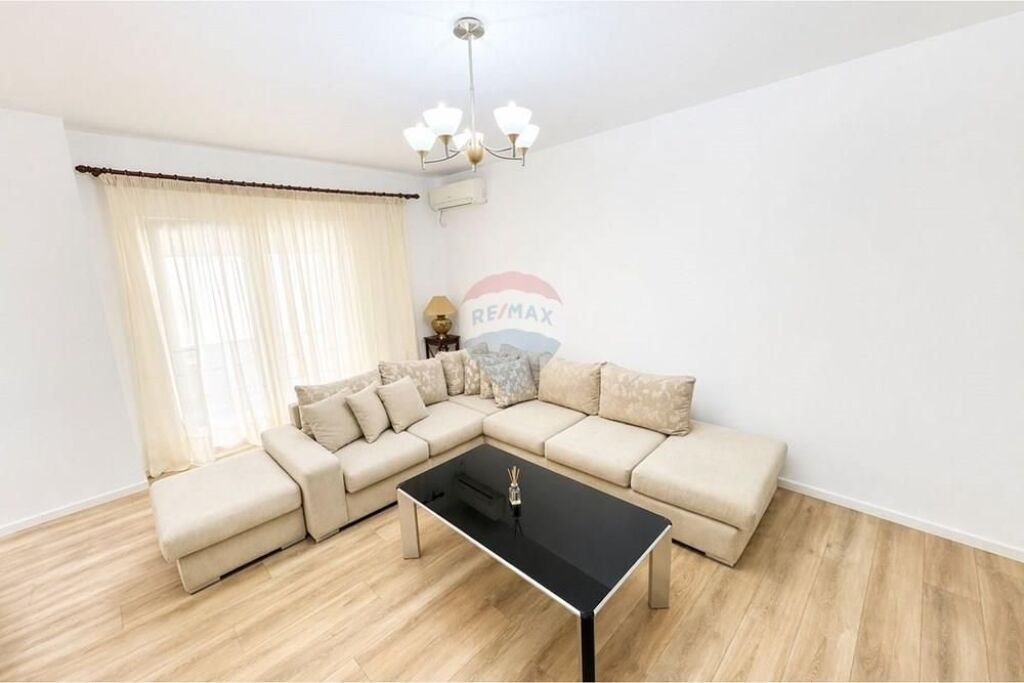 Apartament 2+1 PER SHITJE M.SHYRI