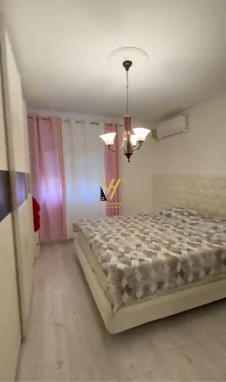 IN VENDITA APPARTAMENTO 3+1+2+BLK A KOMUNA E PARISIT 360.000 EURO