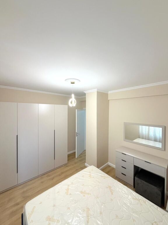 Shitet apartament 1+1 tek ish-Rajoni i Policisë, Durrës