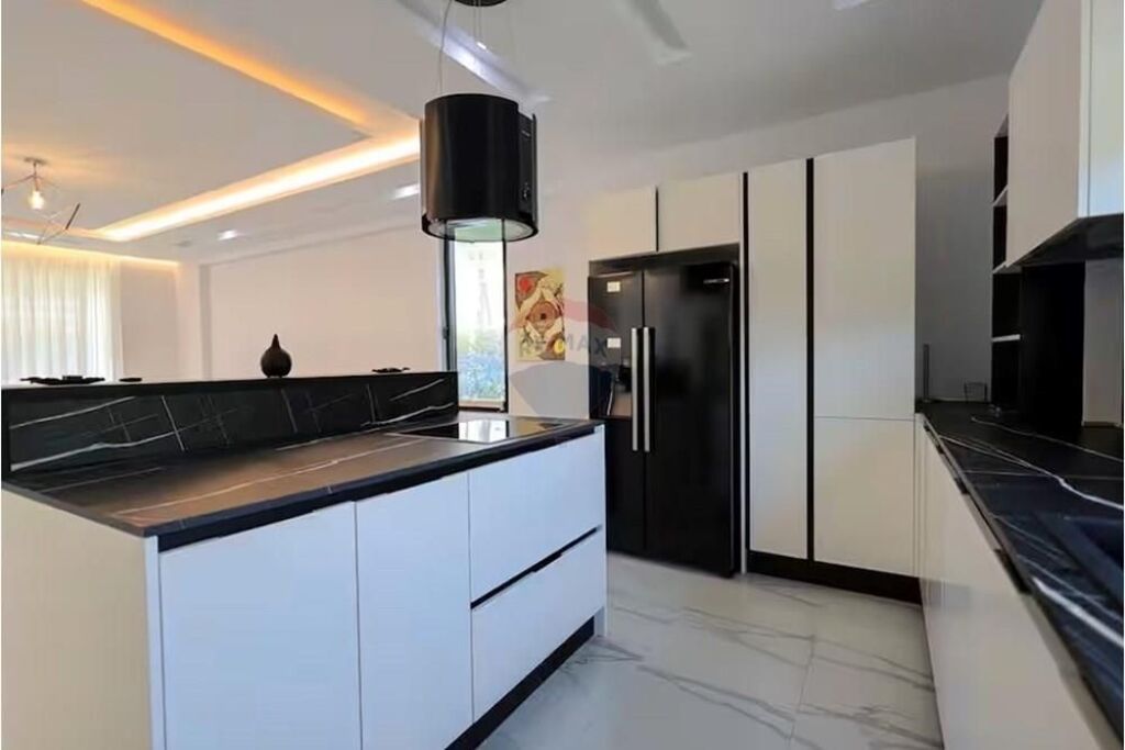 Villa con piscina a San Pietro Residence
