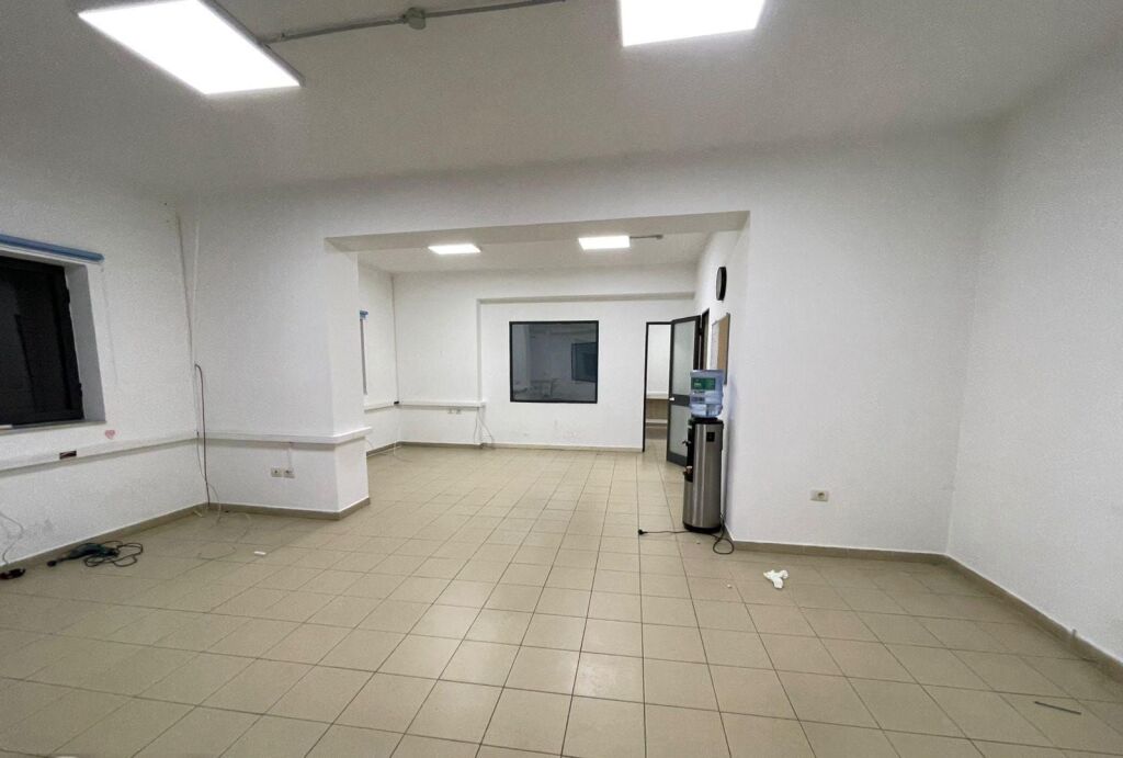 Affitto | Ambjent Biznesi | Pazari i Ri | 750 €/mese
