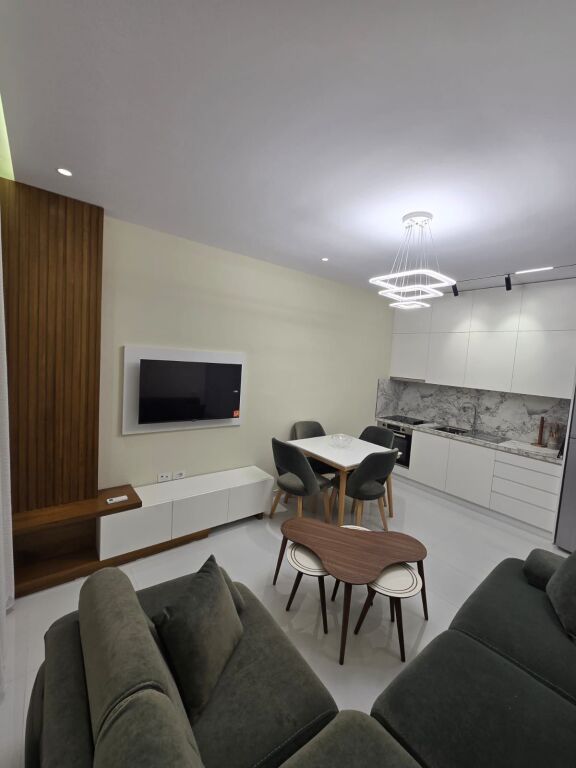 In affitto 1+1 Univers City 40.000 leke