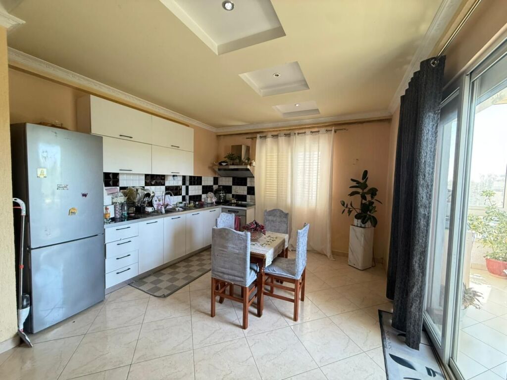 SHITET APARTAMENT 2+1+2 ME PAMJE DETI NE PLAZH ILIRIA
