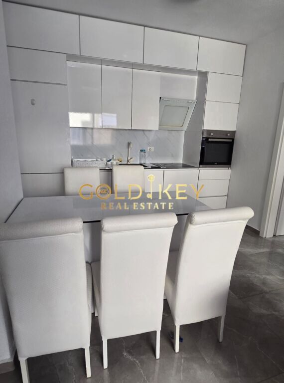 🏡 APARTAMENT ME QERA  2+1+2 PLAZH, DURRES