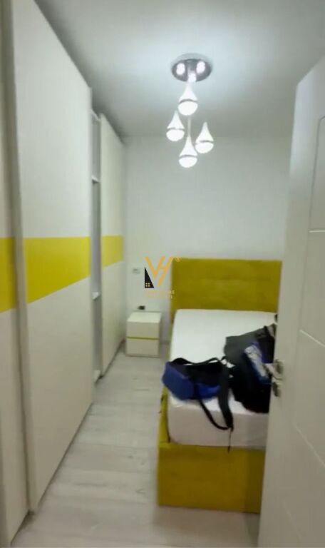 IN VENDITA APPARTAMENTO 3+1+2+BLK A KOMUNA E PARISIT 360.000 EURO