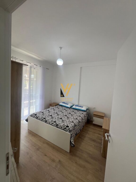 JEPET APARTAMENT 2+1+BLK ME QERA NE PASKUQAN 45.000 LEKE