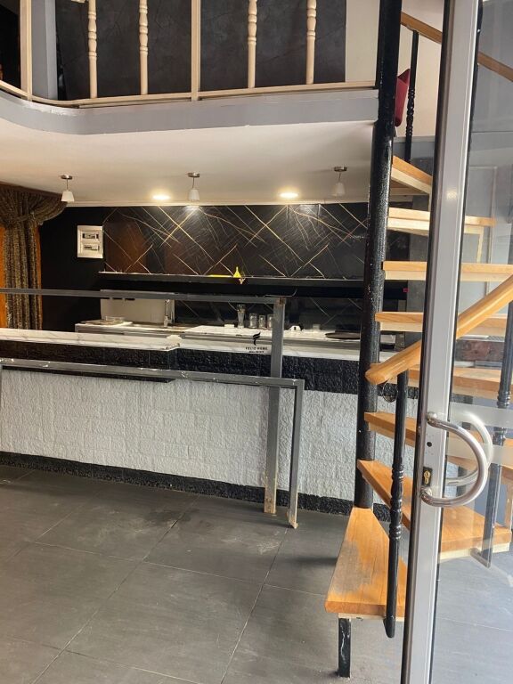 LOKAL ME QERA 60 M2 YZBERISHT 50.000 LEKE FH-73078