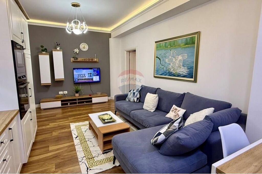 APARTAMENT 1+1 PËR QIRA, BLLOKU