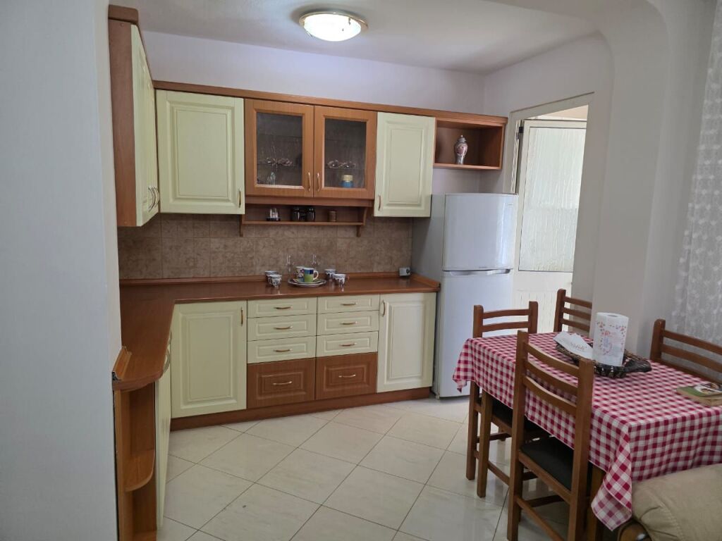 JEPET ME QERA APARTAMENT 2+1 – RRUGA SIRI KODRA 🏡